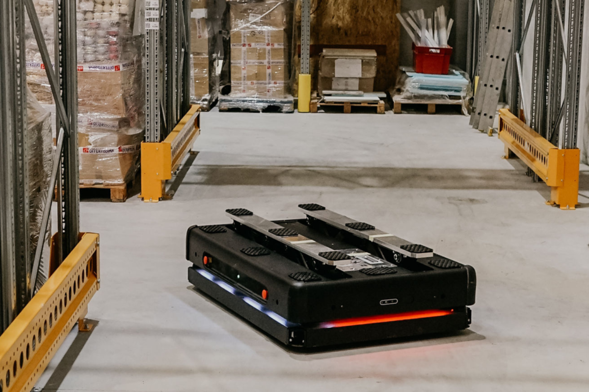 amazon autonomous warehouse